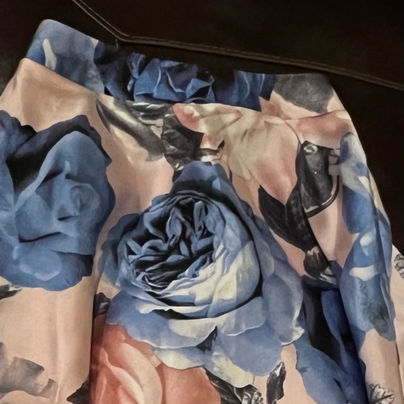 Speechless Kids 2 pieces hi low. - Picture 6 of 9